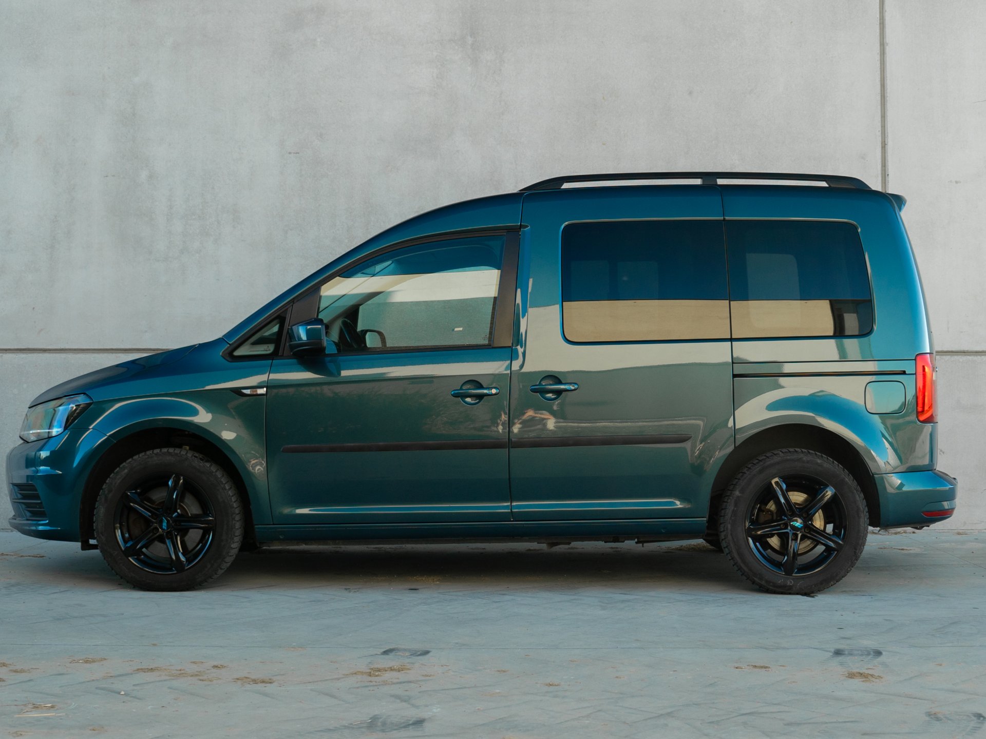 Volkswagen Caddy | 5-zit | Trekhaak - Ocassies foto 6