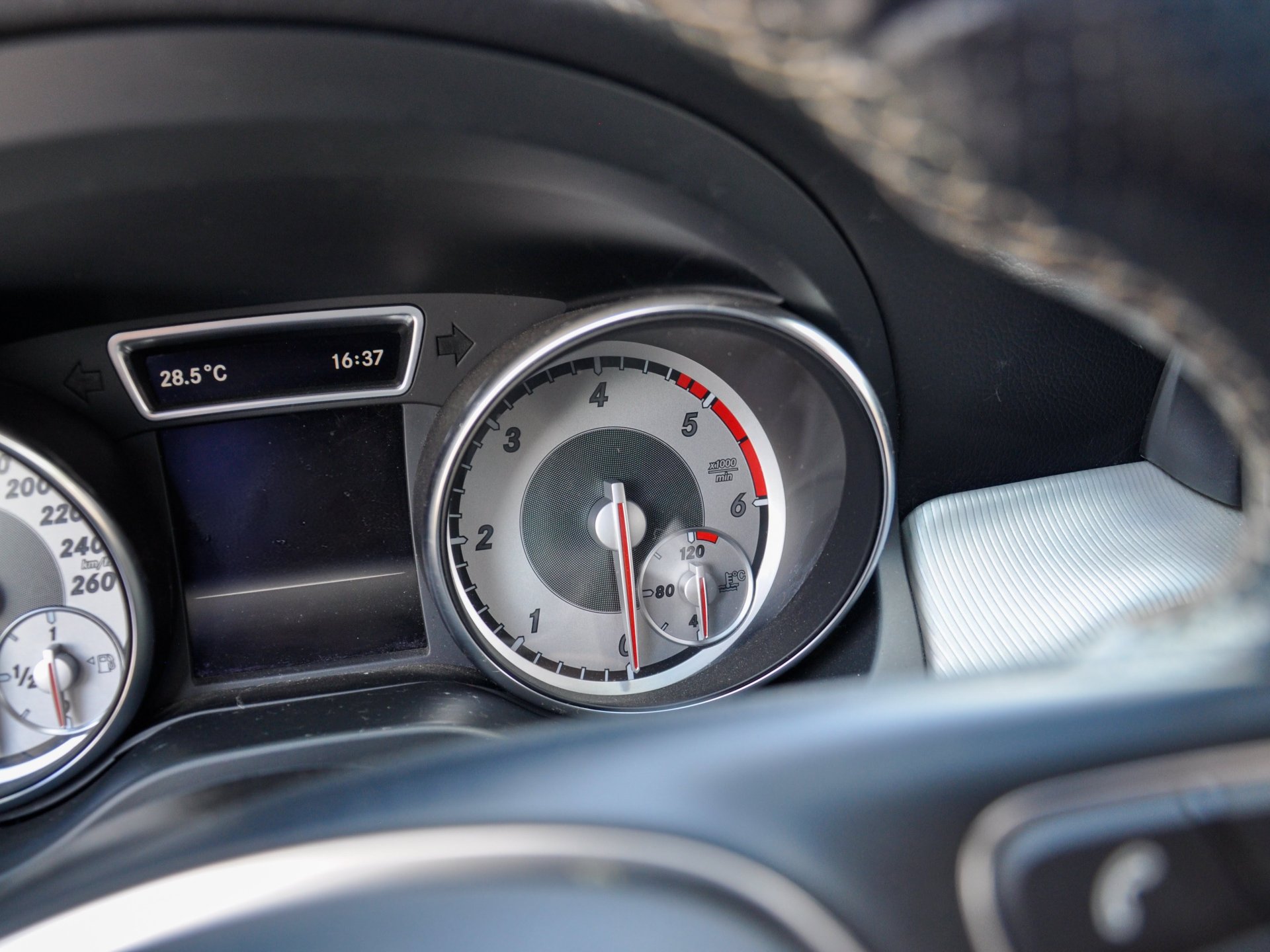 Mercedes CLA 180d | AMG line | Xenon koplampen - Ocassies foto 7