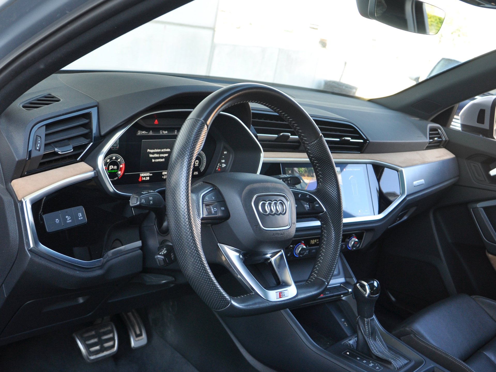 Audi Q3 | S-line | S-tronic | Panodak | BTW-wagen - Ocassies foto 10