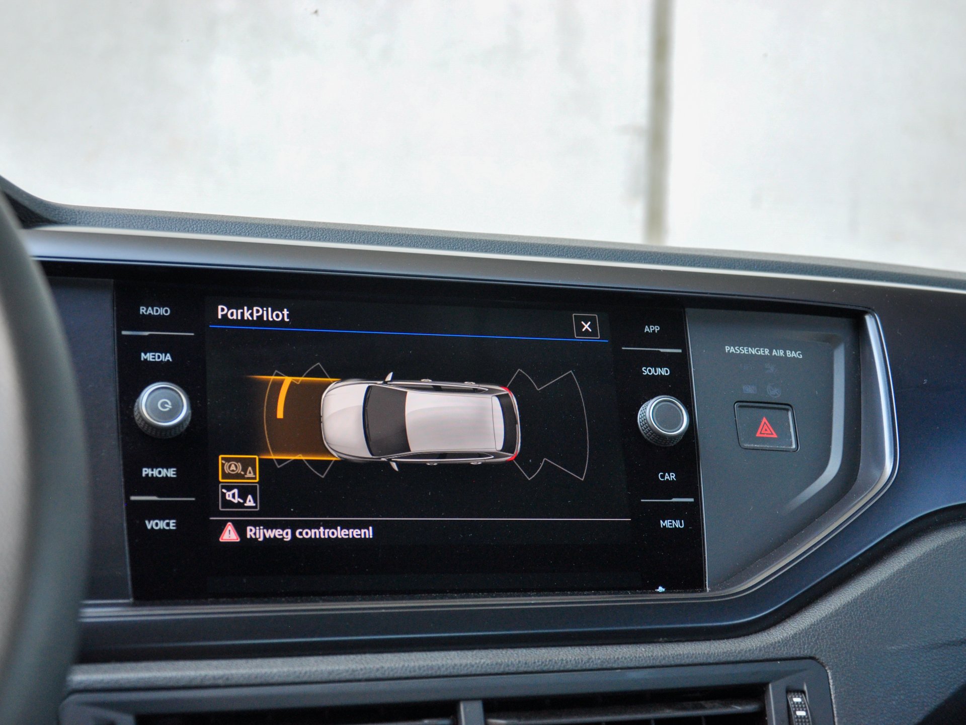 Volkswagen Polo | Carplay | Airco - Ocassies foto 12