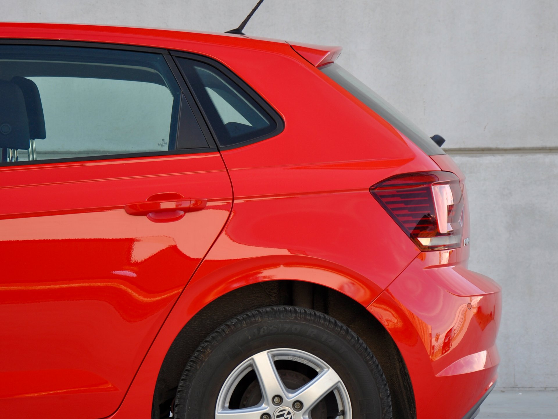 Volkswagen Polo | Carplay | Airco - Ocassies foto 20