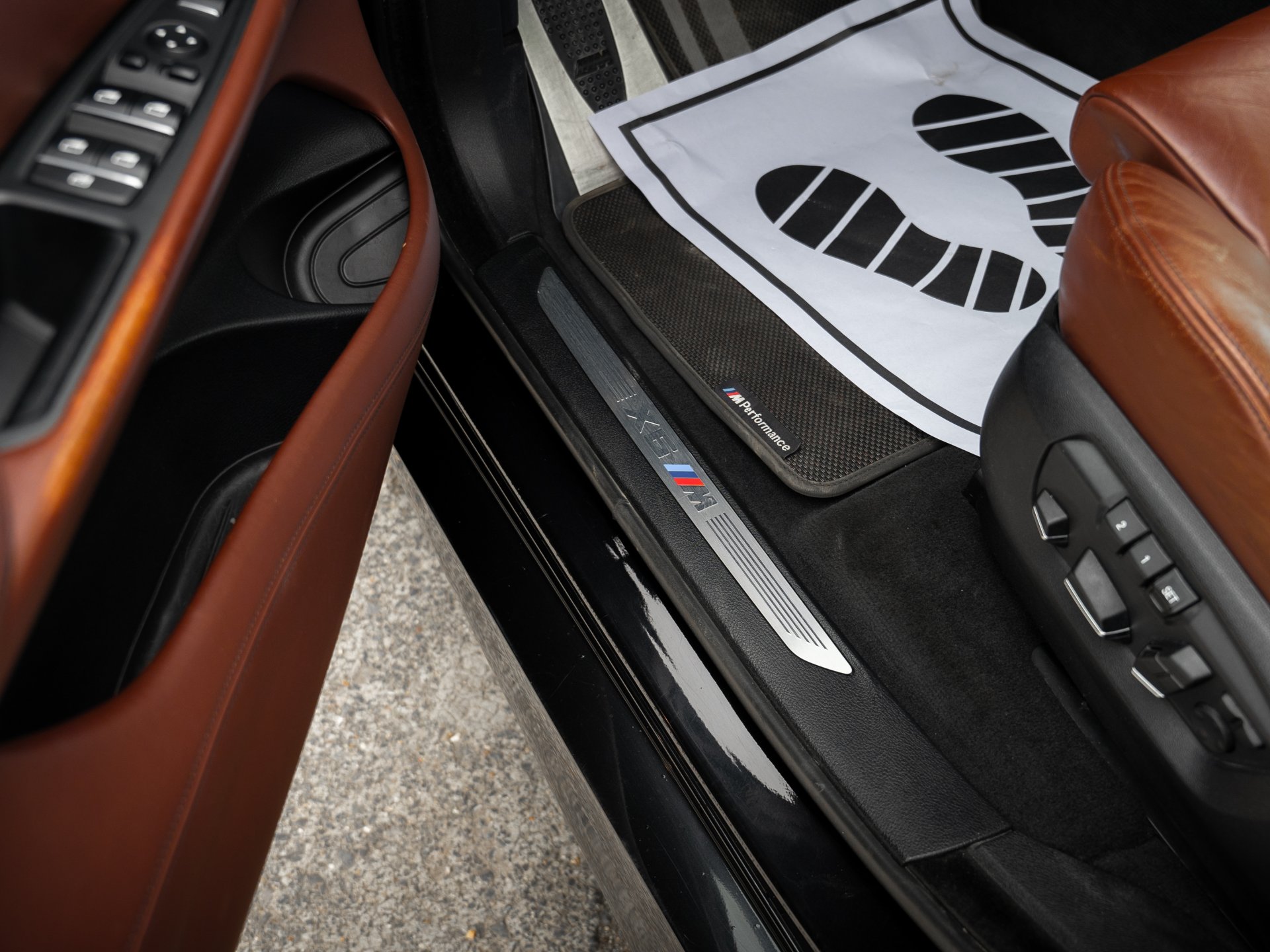 BMW X6M 4.4i V8 FULL OPTION | LICHTE VRACHT | BTW AFTREKBAAR - Ocassies foto 20