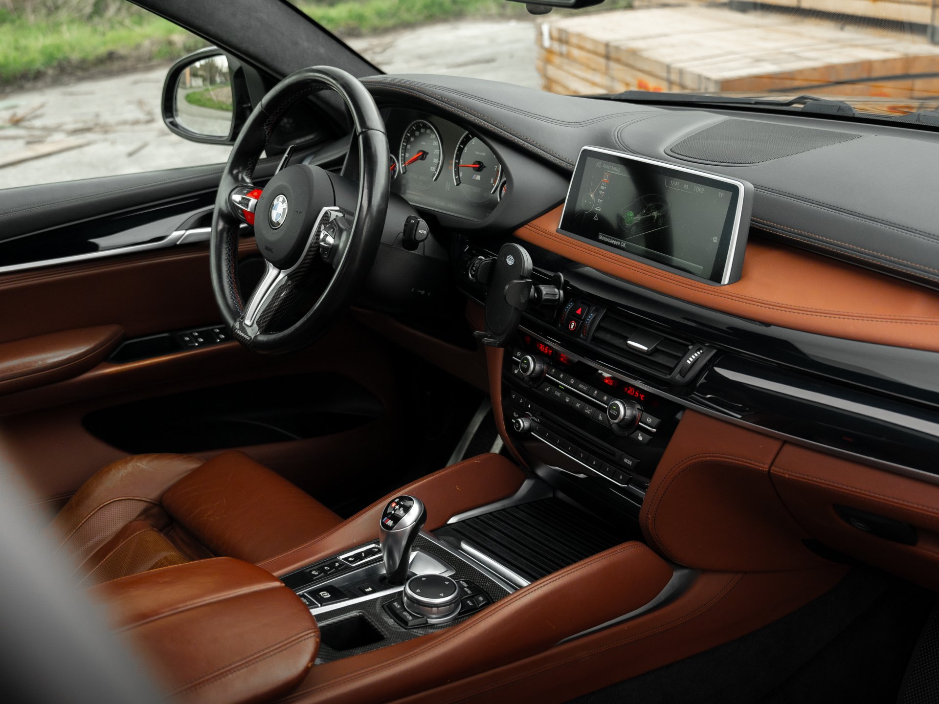 BMW X6M 4.4i V8 FULL OPTION | LICHTE VRACHT | BTW AFTREKBAAR - Ocassies foto 12