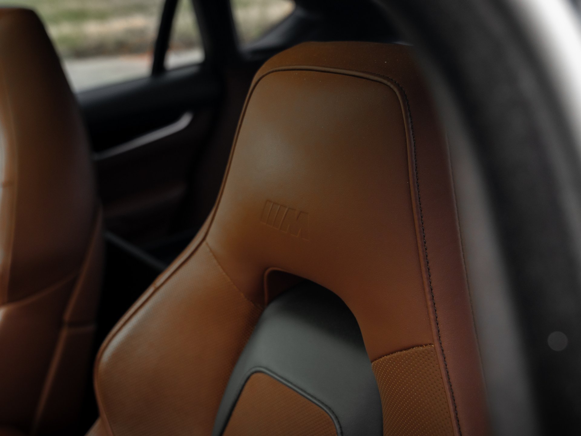 BMW X6M 4.4i V8 FULL OPTION | LICHTE VRACHT | BTW AFTREKBAAR - Ocassies foto 14