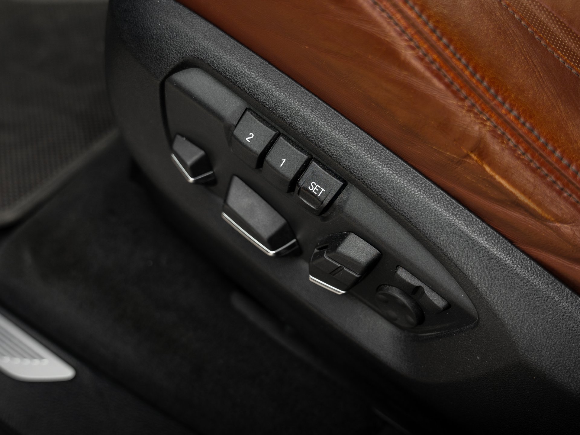 BMW X6M 4.4i V8 FULL OPTION | LICHTE VRACHT | BTW AFTREKBAAR - Ocassies foto 15
